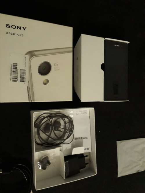 *CHEAPEST ON BOB* SONY XPERIA Z3 IN IMMACULATE CONDITION